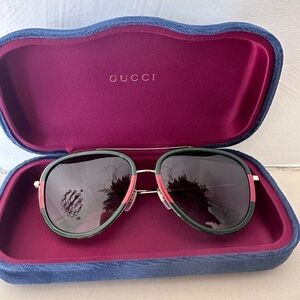 Gucci signature sunglasses